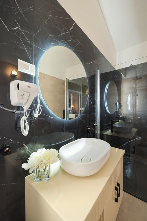Castello Exclusive Rooms With Breakfast - By Ta Leut Agency Privlaka  Bagian luar foto